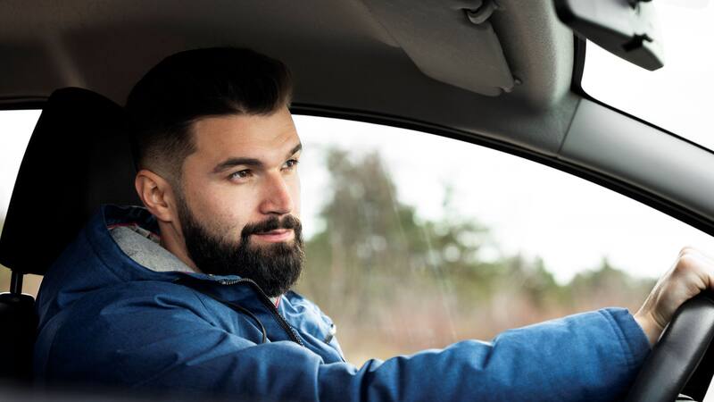 Transporte estableció nuevas reglas que podrían dejar a muchos sin carnet de conducir en 2025.