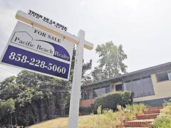 Cambalache subprime: definen multas por hipotecas basura pero trepan créditos tóxicos para autos