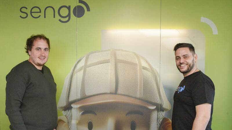 Santiago Molina y Gastón Edreira
de SenGo