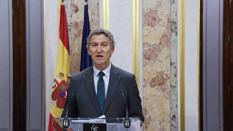 Alberto Núñez Feijóo aseguró que Pedro Sánchez "ya está sentenciado políticamente" y pidió a sus socios poner fin al Gobierno.