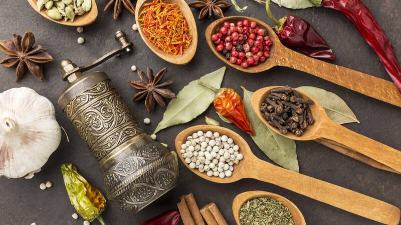 Incluir especias en tu dieta de forma constante podría contribuir a conservar la salud de tu cerebro.