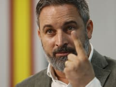 Denuncian adoctrinamiento | Vox pide la "inmediata retirada" de libros por "inexactitudes" sobre la historia