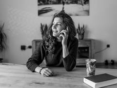 La aplicación que debes desinstalar de tu móvil para evitar que grabe tus conversaciónes y roben información