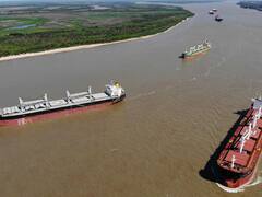 El agro pierde dólares clave y tiene un plan para financiar la inversión en la Hidrovía