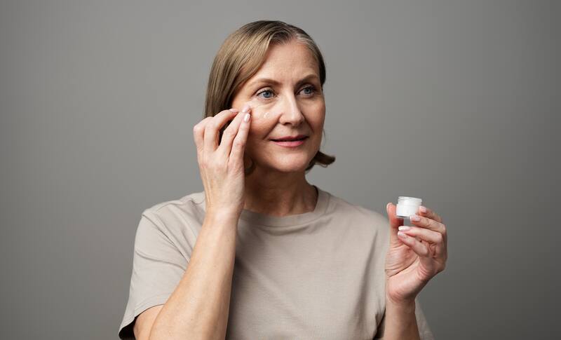 La combinación de colágeno y almendras es ideal para quienes desean mantener una piel joven sin tratamientos complejos. Foto: archivo El Cronista México