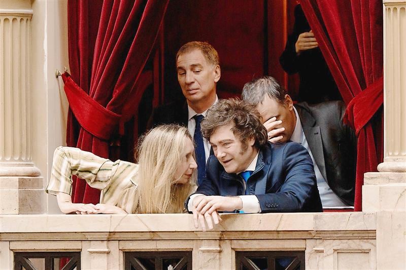 Del 26-O al 26-D: el subibaja político de Milei