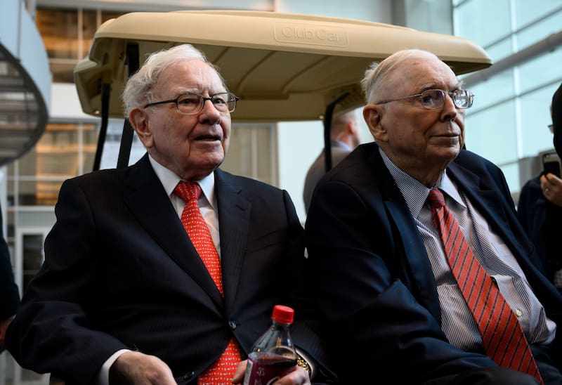 Warren Buffett junto a Charlie Munger (Fuente: Archivo)