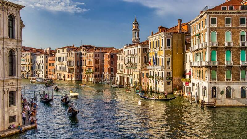 El Corte Inglés tiene un autentico chollo por San Valentín: vuelos y 3 noches en Venecia con vistas de lujo por 370 euros.