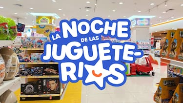 Vitrina de juguetería con ofertas y juguete en primer plano