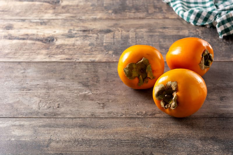 El caqui es rico en diferentes compuestos nutricionales (Fuente: Freepik)