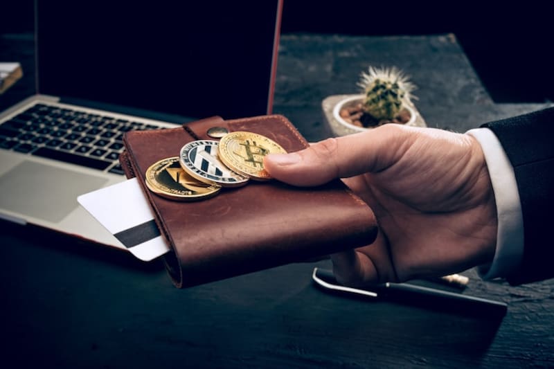 La cotización de las principales criptomonedas en España (foto: Freepik).