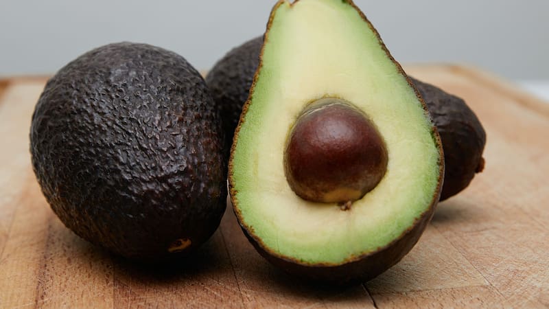 La palta es una fruta rica en nutrientes que ofrece muchos beneficios para la salud.