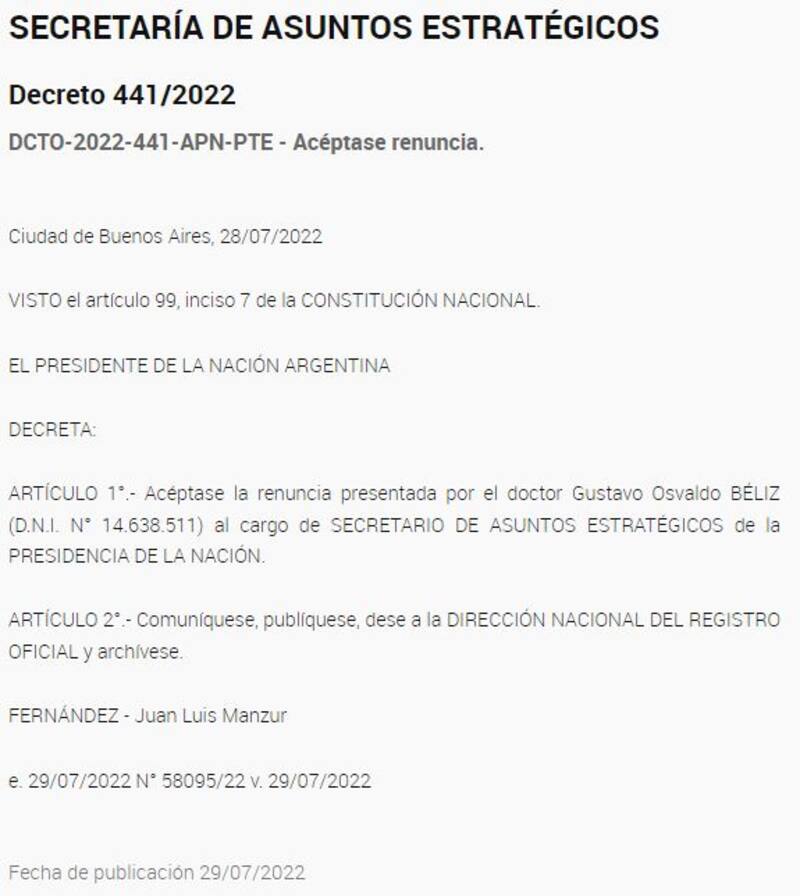 El decreto de la renuncia de Beliz.