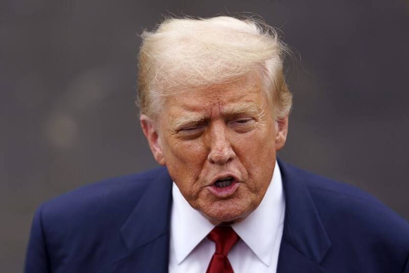 Los beneficios que Trump ofrecía en sus acuerdos arancelarios a menudo no se materializan o son disputados en cuanto se firma el trato. Foto: EFE.