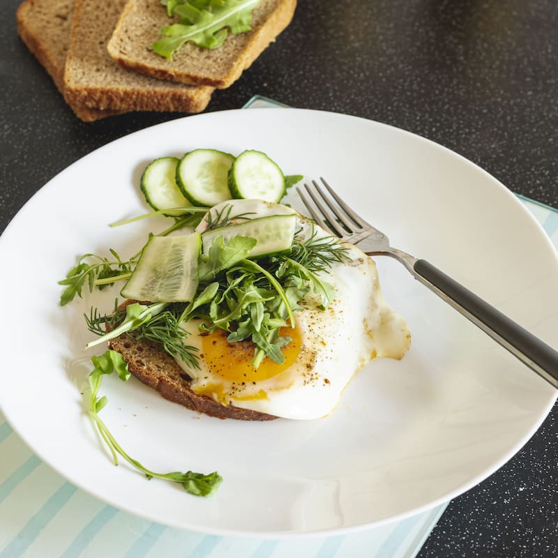 La investigación respalda la idea de que un desayuno balanceado puede contribuir significativamente a nuestros esfuerzos por perder peso de manera saludable. (Foto: archivo)