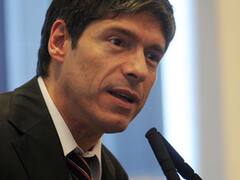 Abal Medina rinde cuentas en el Senado