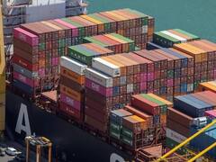 Importaciones vs. inflación: entró 167% más ropa del exterior, qué pasó con los precios