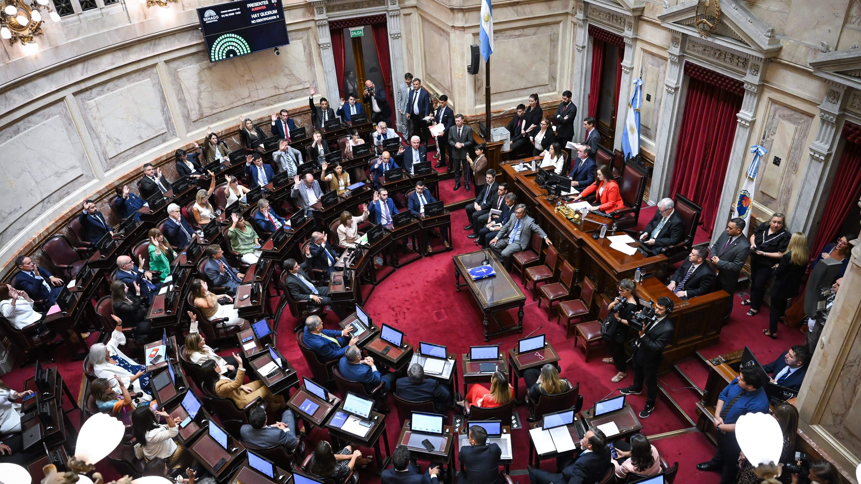 Las mujeres ocupan el 41% de las bancas del Congreso y el 22% de los cargos ministeriales.