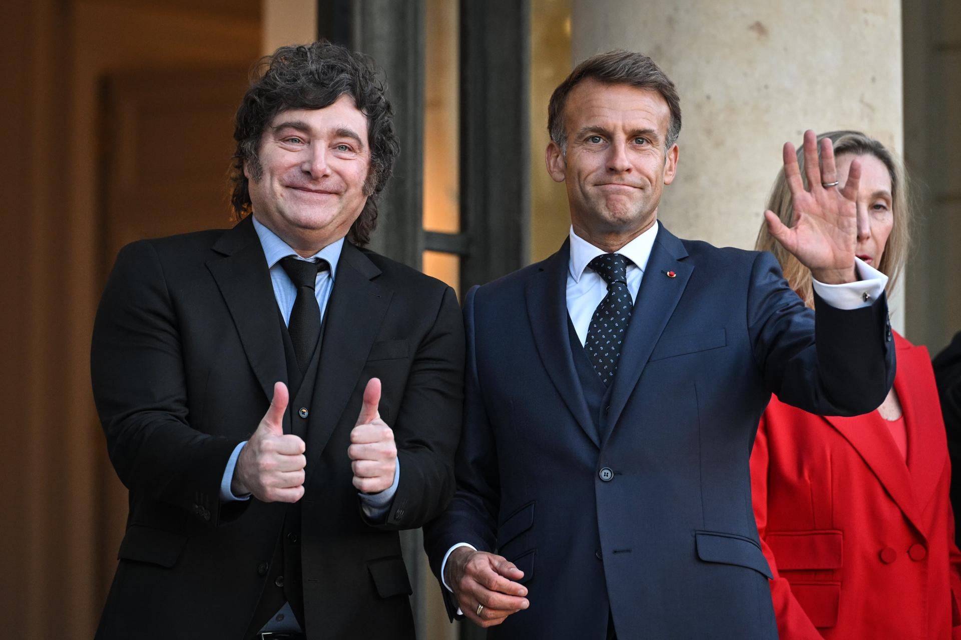 Milei y Macron en París.