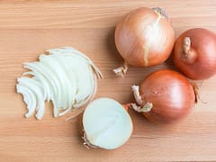 El calendario de la cebolla: el curioso método con sal que permite predecir el clima y las lluvias que habrá durante el año