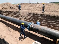 El Gobierno acelera obra pública para amortiguar los cortes de luz y la escasez del verano