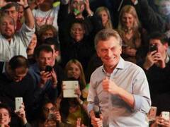 La estabilidad del dólar hace sonreír al presidente Macri