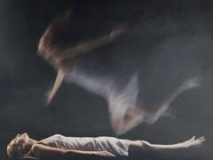 En el "Más allá", ¿qué experimentó una persona que murió y volvió a la vida?