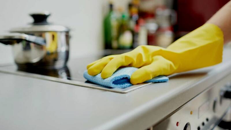 Las empleadas domésticas a partir de diciembre suman un 7% de incremento en sus haberes y un adicional por "antigüedad" que será del 1%.