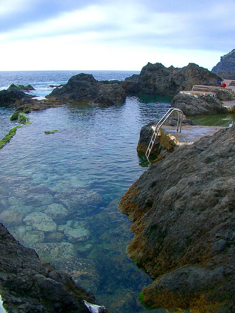 El Caletón de Garachico es uno de los lugares destacados de la costa norte de Tenerife. Fuente: Wikipedia.