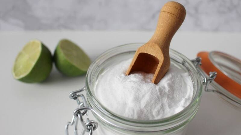 Esta solución casera es uno de los mejores trucos para ayudar a eliminar el sarro dental.