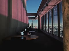 El bar más alto de Buenos Aires: tiene la mejor vista de la ciudad, música en vivo y coctelería de autor