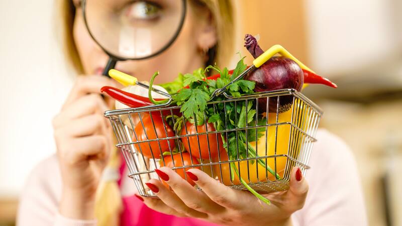 La inflación en el distrito porteño marcó una baja respecto del registro del mes anterior, sin embargo, alimentos y bebidas se mantiene con aumentos por encima del 6%, y hay presión también en indumentaria y transporte.