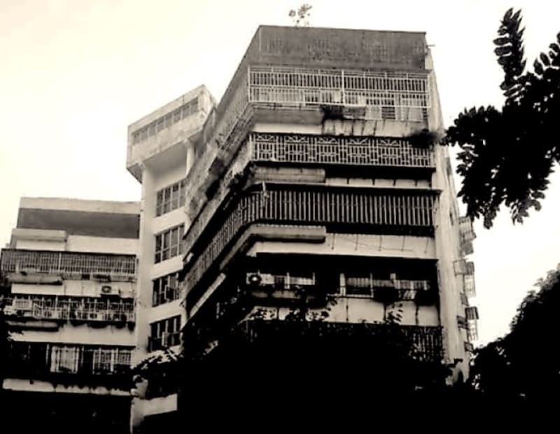 La compañía se fundó en una oficina en un pequeño departamento en Shenzhen.