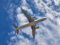 Sturzenegger estudia una desregulación aeronáutica con cambios al régimen de vuelo de los pilotos