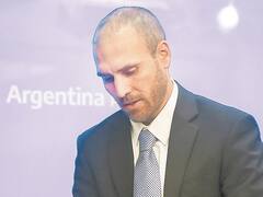 Pese al leve repunte, analistas advierten que los bonos locales cayeron a precios de default