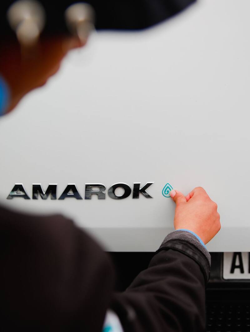 En Eco Wash ofrecen servicio de lavado premium, pulido de ópticas, limpieza de tapizados, entre otros. (Foto: gentileza Eco Wash).