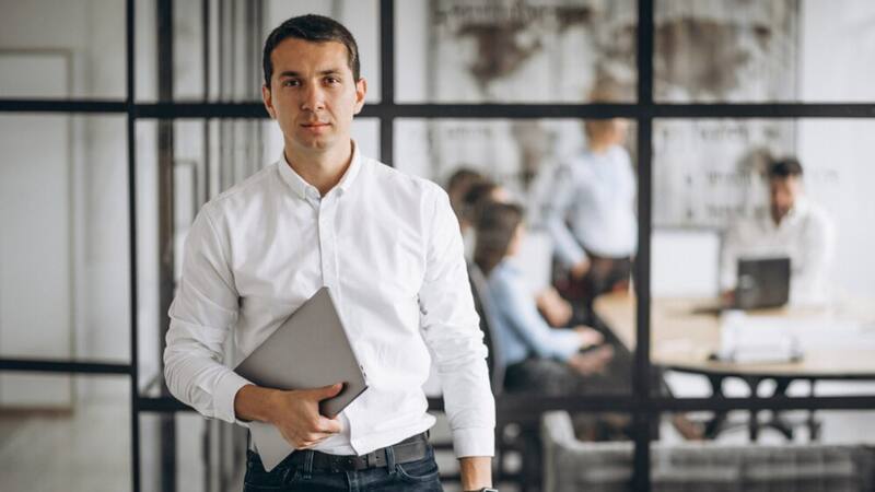 El sector público en Colombia ha visto periódicos aumentos de sueldo y es uno de los más estables.