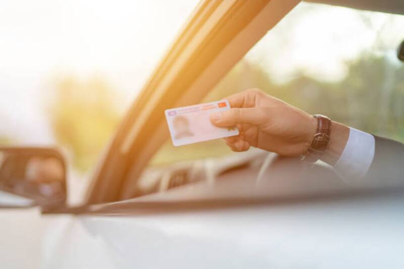 Para renovar tu licencia de conducir en Colombia deberás estar inscrito en el RUNT.