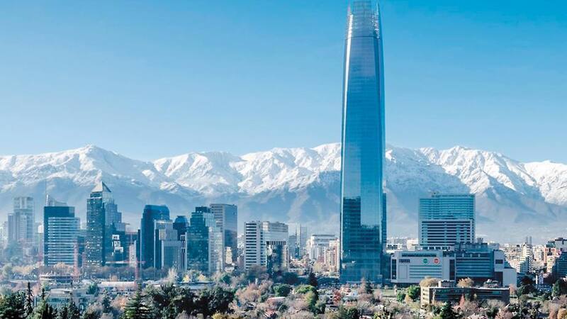 Los centros comerciales chilenos son muy visitados por los argentinos