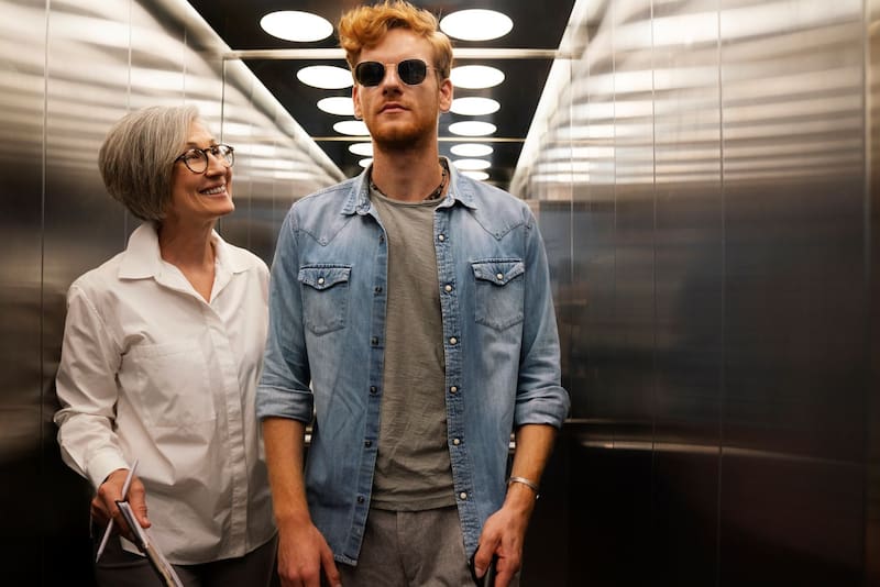 Desviar la mirada o variar el pestañeo son gestos con múltiples interpretaciones que dependen de la cultura, el contexto y la personalidad de cada uno (Fuente: archivo).