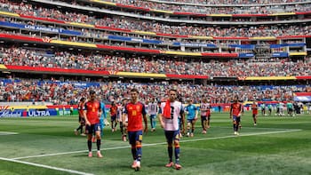 España golea 3-0 a Austria con doblete de Oyarzabal y clasifica a octavos de final en Mundial