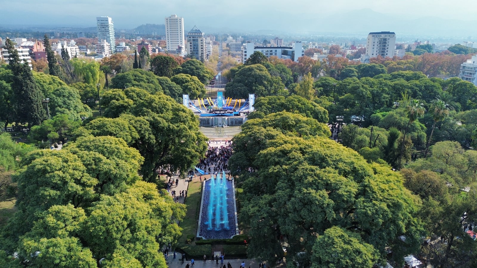Buscan voluntarios para vivir en Mendoza.