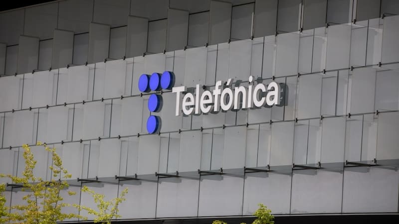 Álvaro Echeverría llega a Telefónica y asume como Director de la Oficina del Presidente.