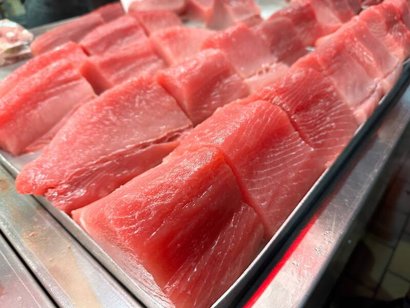 El atún es una excelente fuente de colina que puede incorporarse fácilmente a la dieta.