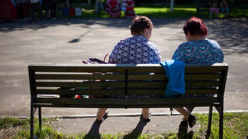 Buenas noticias para los jubilados: la Seguridad Social adelantó el calendario de pagos y confirmó un aumento para abril.