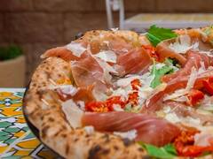 Vera pizza napoletana en Buenos Aires: está ambientada como si fuera la Costa Amalfitana y te lleva directo a Italia
