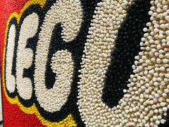 El trabajo soñado: ofrecen 3000 euros al mes por armar y crear figuras con piezas Lego