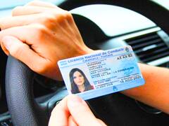 Licencia de conducir: las nuevas 4 preguntas "trampa" que pueden hacerte desaprobar el examen teórico