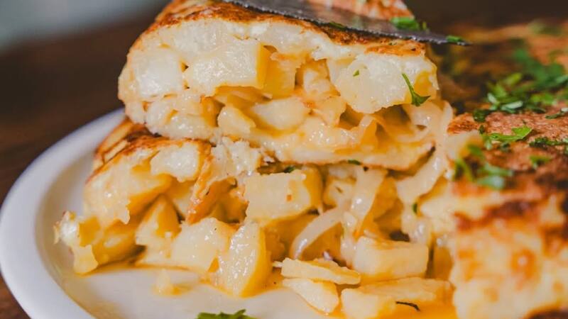 Esta nueva propuesta gastronómica promete fusionar lo tradicional del bodegón con toques modernos y sabrosos.