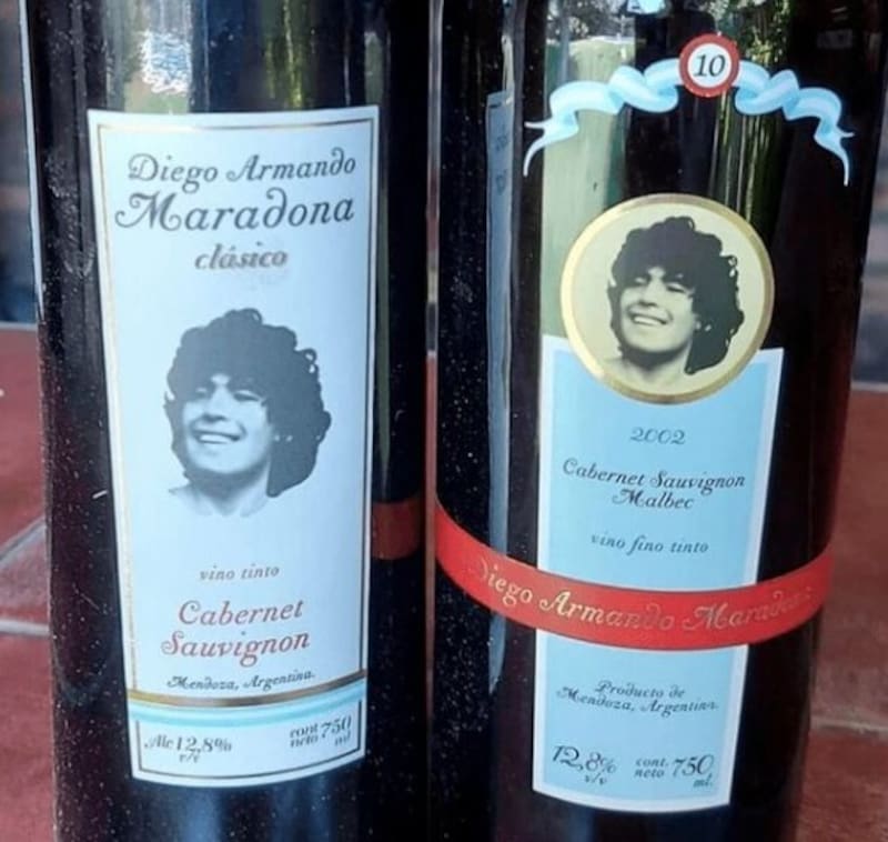 Tras el fallecimiento de Maradona, sus vinos reaparecieron en Mercado Libre a valores exorbitantes.